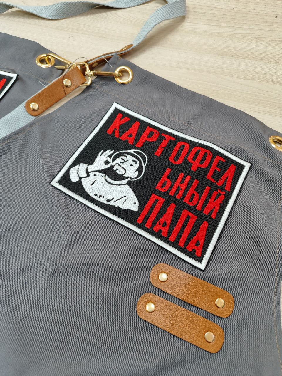 вышивка на фартуках